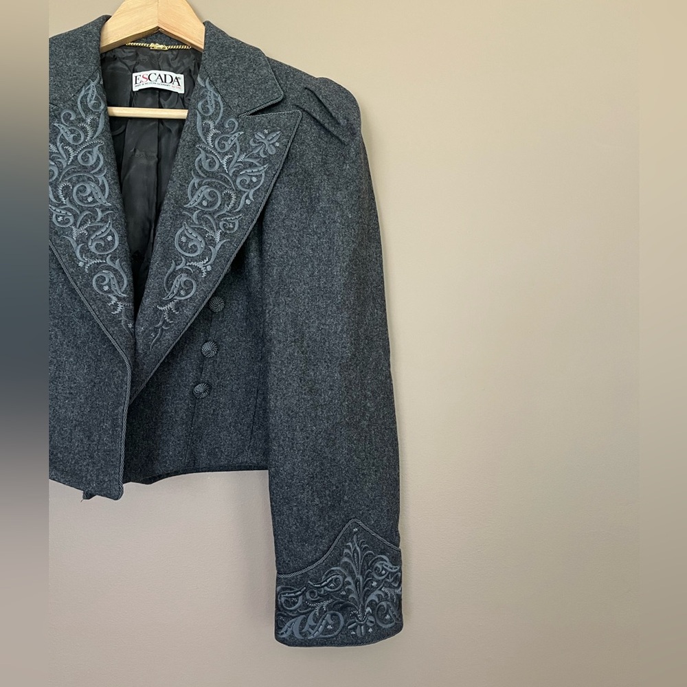 {Escada} Vintage Wool Cropped Embroidered Jacket in Grey - Picture 3 of 13